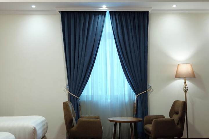 Room 7 of 73