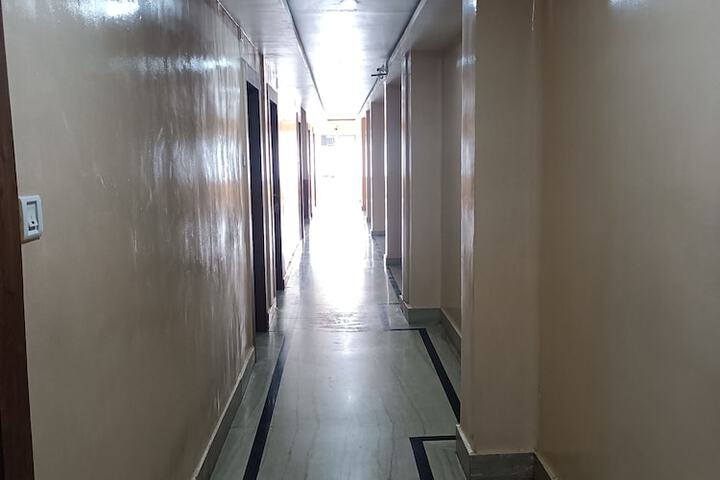 HOTEL GEETANJALI BY ROH