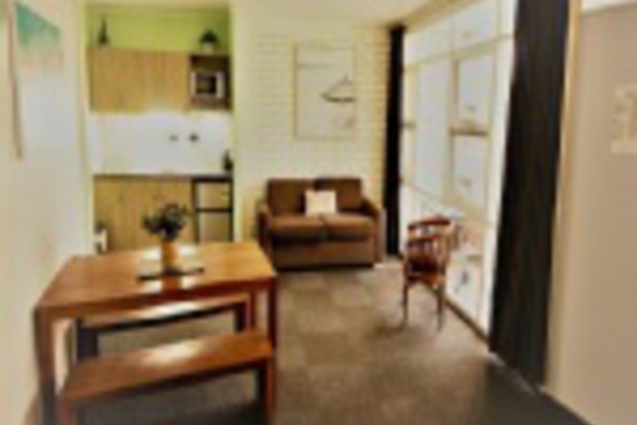 Room 49 of 228