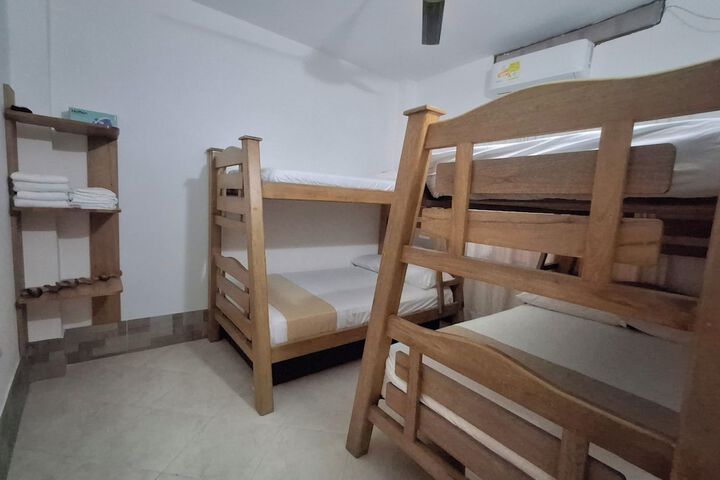 Room 16 of 95