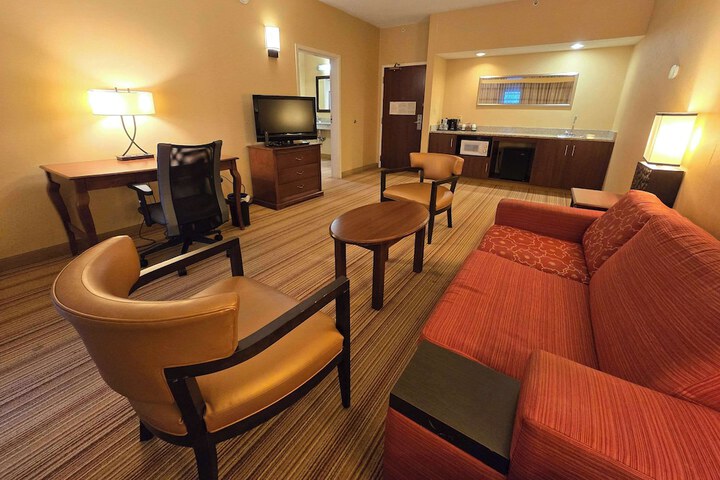 Room 86 of 135