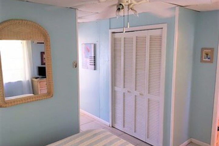 Room 43 of 71