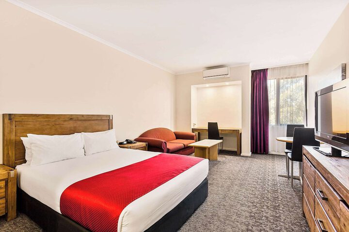 Room 6 of 21