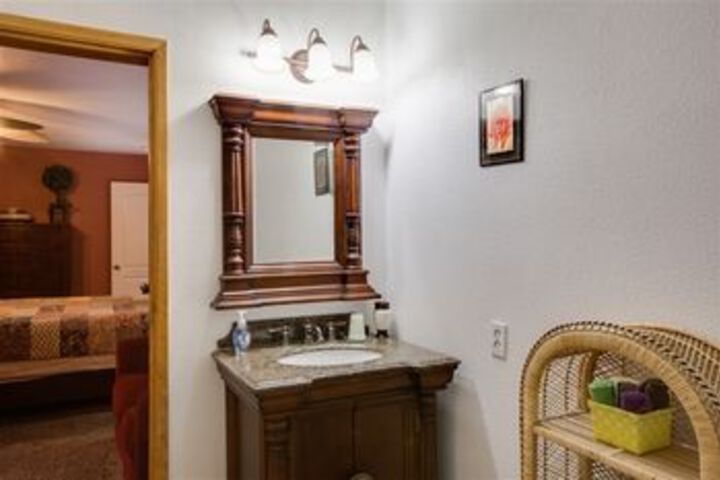 Room 9 of 50