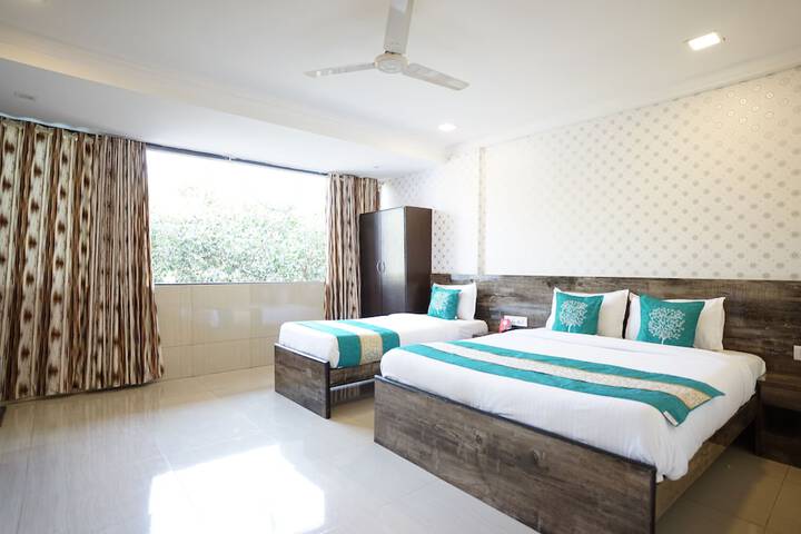 Room 14 of 19