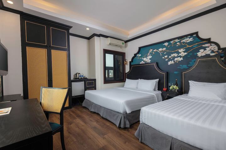 Room 15 of 35