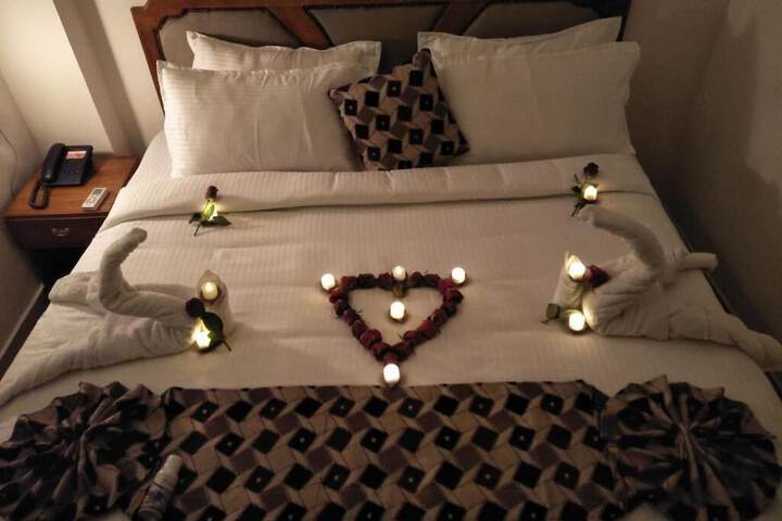 Room 10 of 20