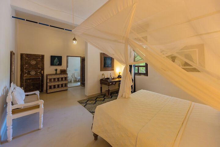 Room 20 of 149