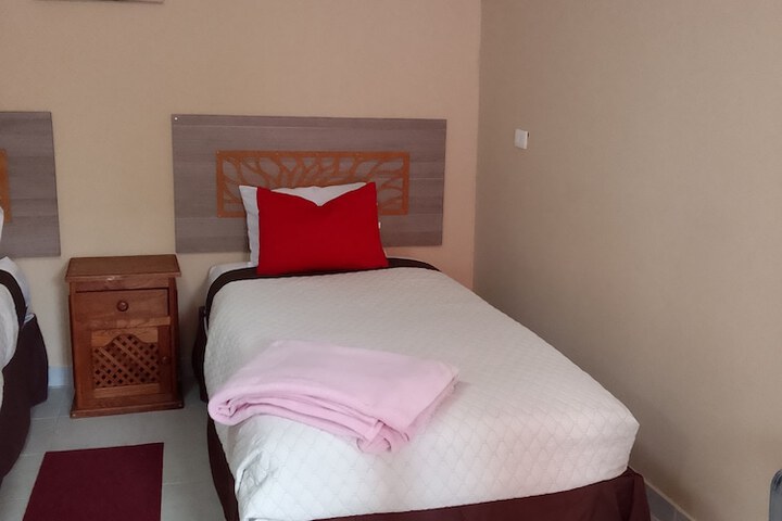 Room 8 of 23