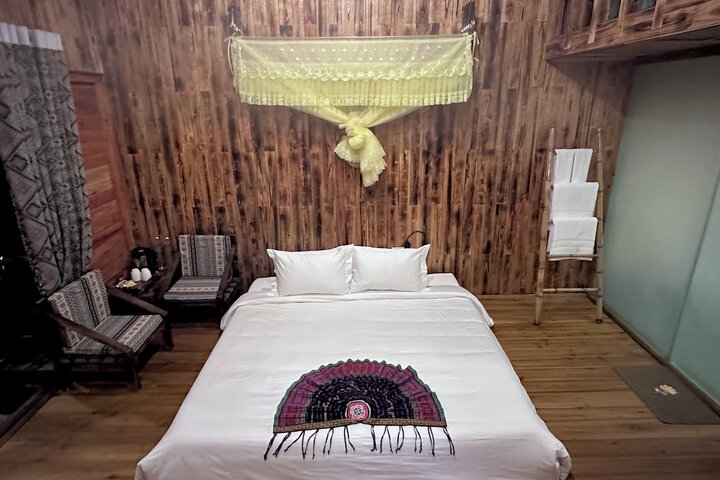 Room 7 of 92