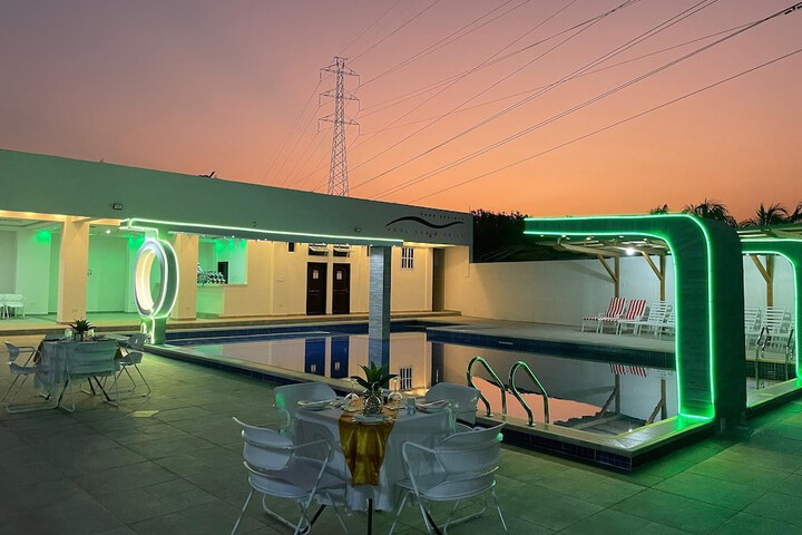 Pool 65 of 120