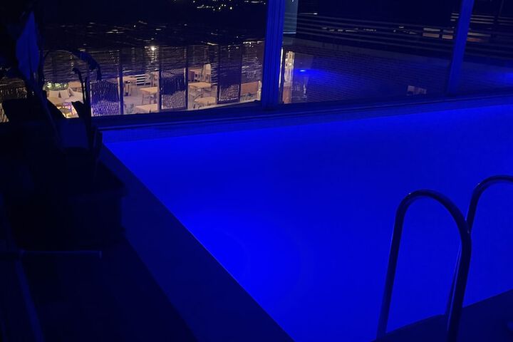 Pool 12 of 22