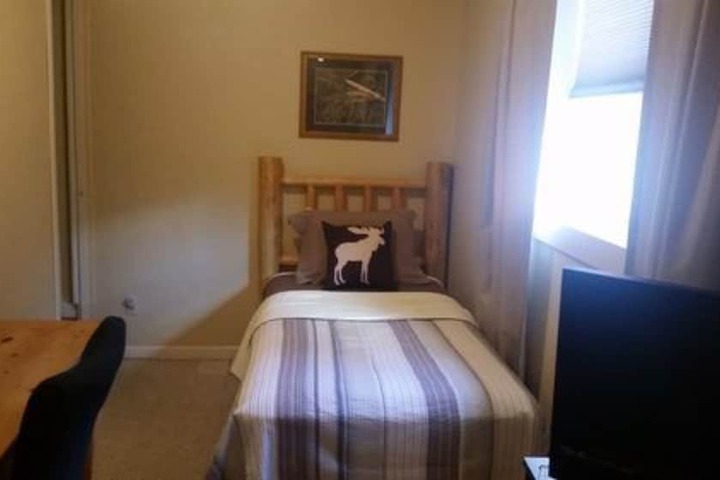 Room 4 of 111