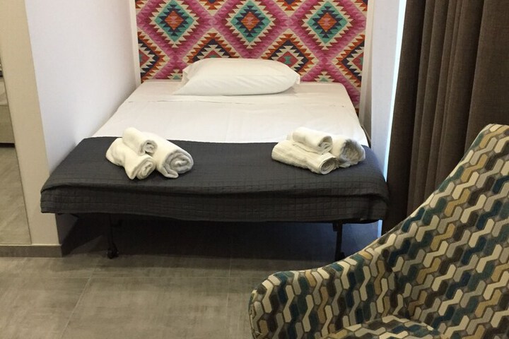 Room 16 of 53