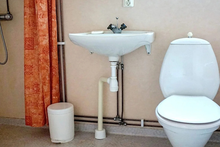 Room 7 of 17