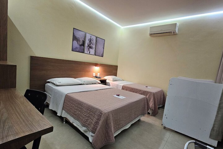 Room 21 of 62