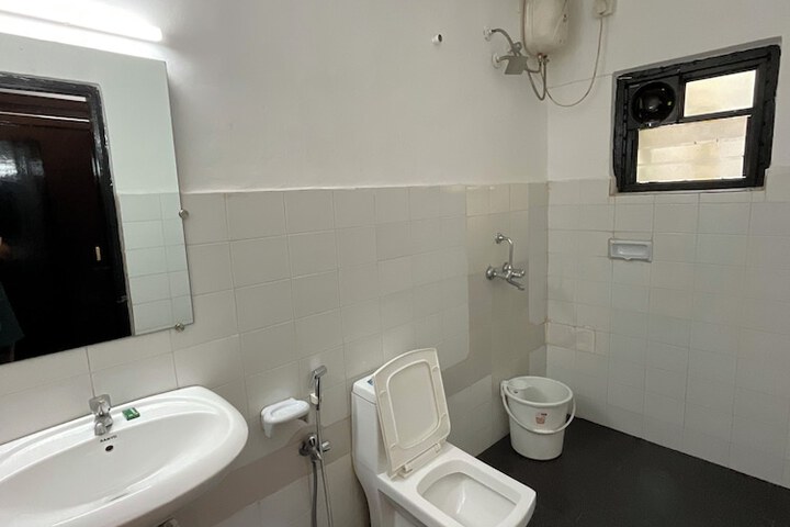 Room 92 of 160
