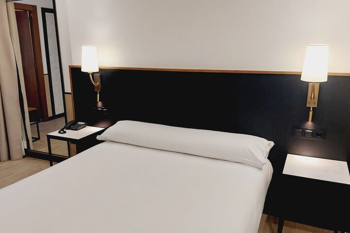 Room 20 of 105