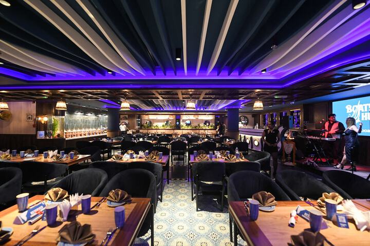 Dining 58 of 77