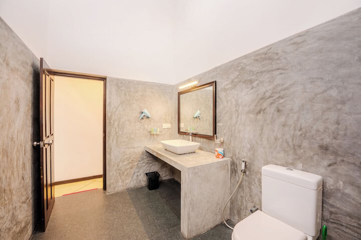 Room 70 of 113