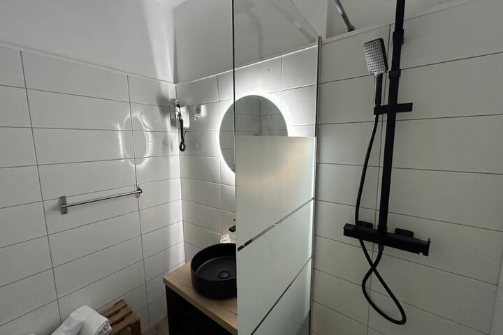Room 45 of 67