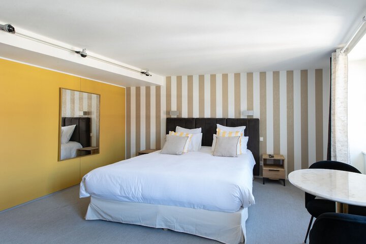 Room 21 of 47