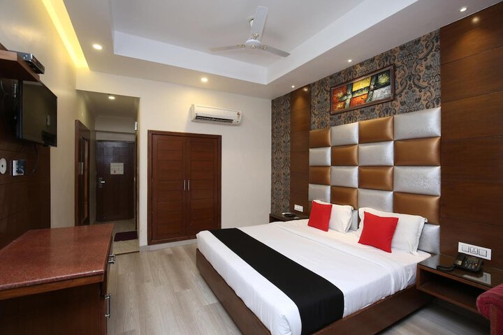 Room 16 of 55