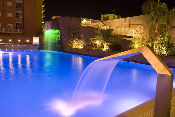 Pool 38 of 66