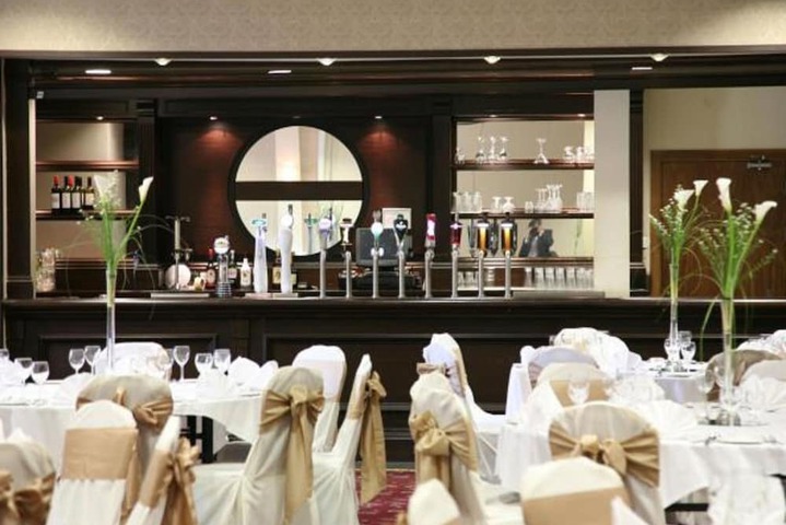 Ballroom/Hall 30 of 40