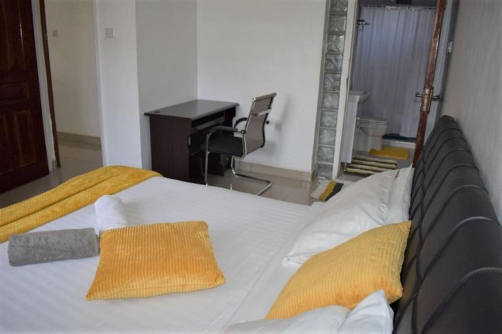 Room 3 of 19