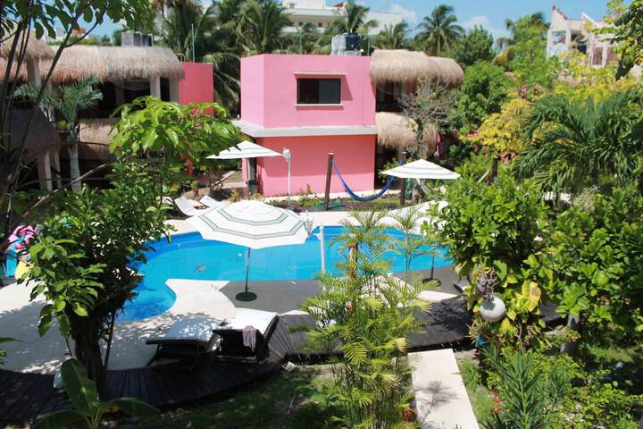 Hotel Pool