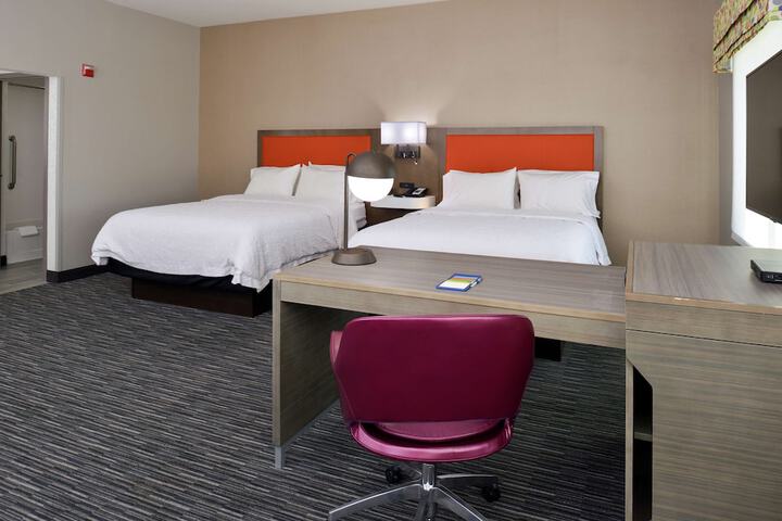 Room 30 of 79