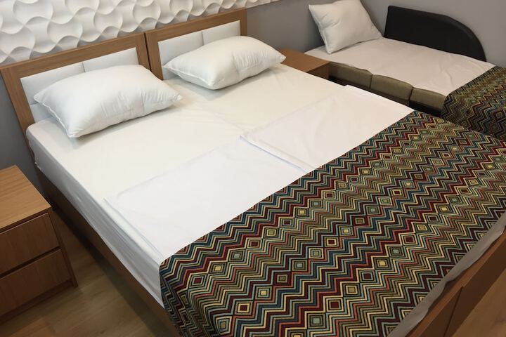 Room 9 of 41