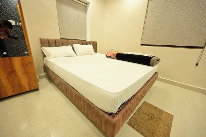 Room 50 of 90