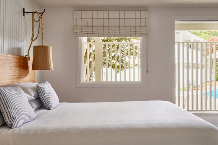 Room 2 of 19