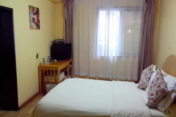 Room 5 of 26