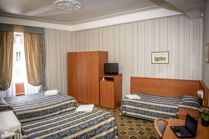 Room 11 of 54