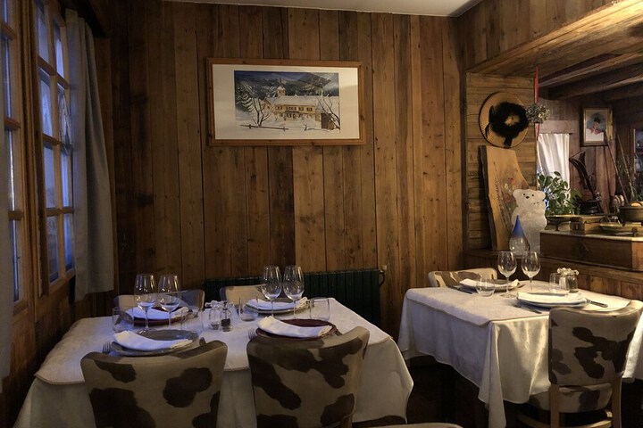 Dining 35 of 71