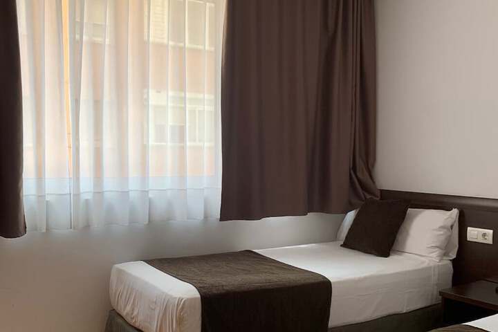 Room 29 of 80