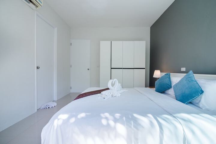 Room 14 of 164
