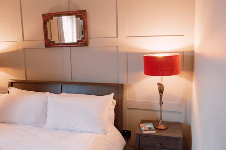 Room 8 of 27