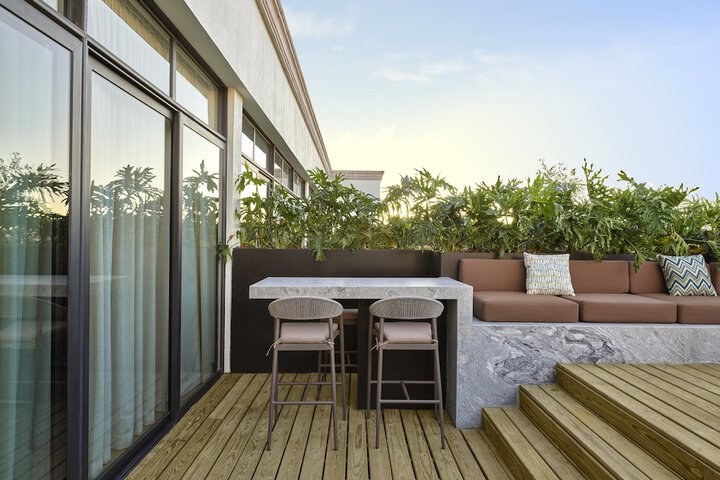 Terrace/Patio 93 of 283