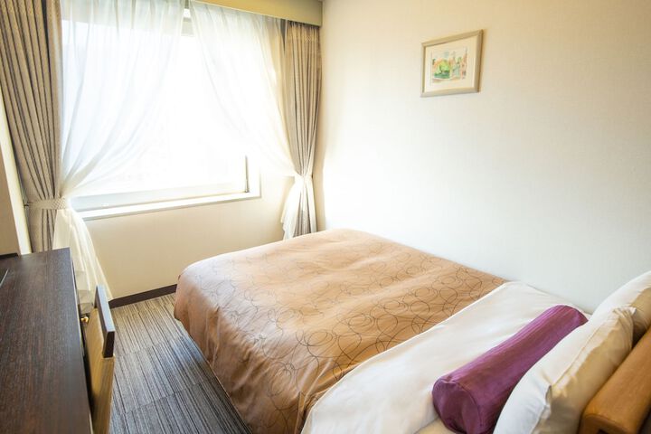 Room 14 of 43