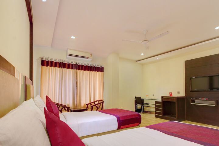 Room 12 of 19