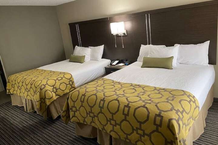 Room 12 of 23