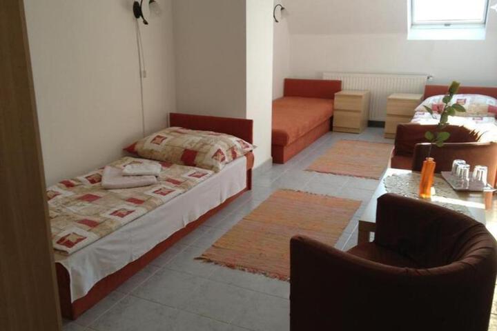 Photo 27