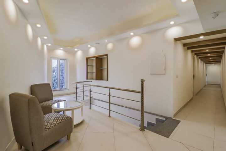 Room 14 of 20