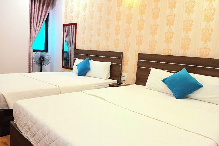 Room 11 of 23