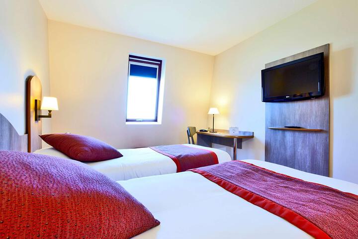 Room 109 of 145