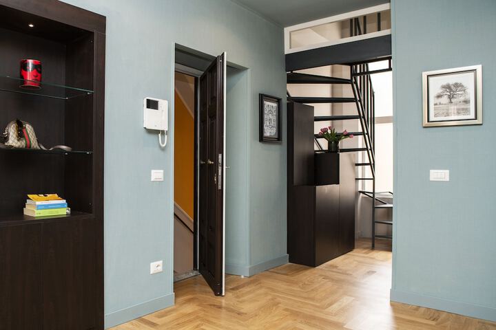 Room 65 of 106